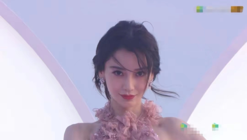 杨颖5天前确诊(杨颖得了什么症)插图1