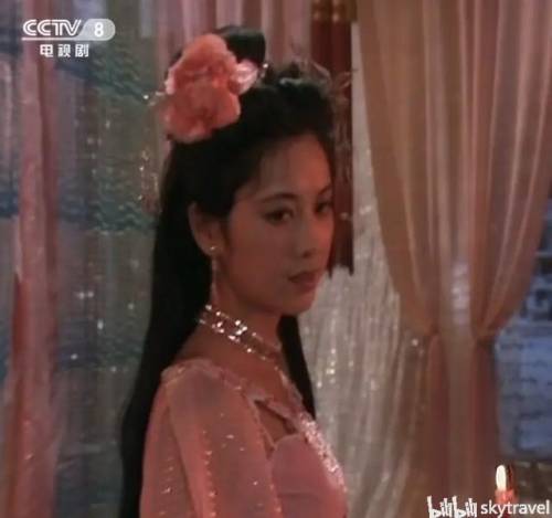 西梁女国剧情两句话(西梁女国慕容婆婆组句话)插图3