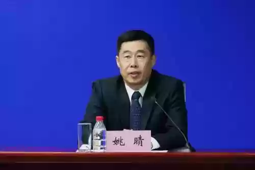 互联网大会主持人阵容介绍(互联网+路演需要几个人)插图