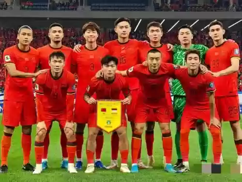 国足大阵容插图1