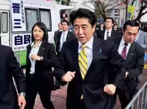 安倍保镖阵容搭配插图1